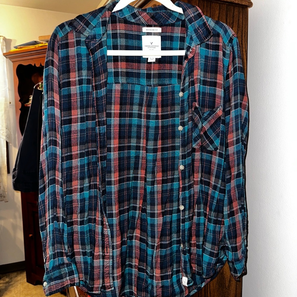 American Eagle boyfriend fit top